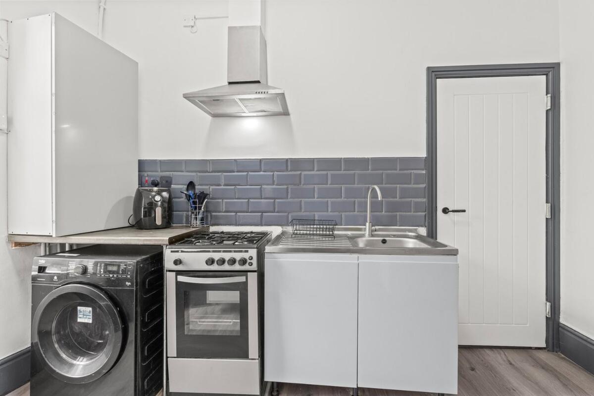 Modern Cozy Apartment Birmingham